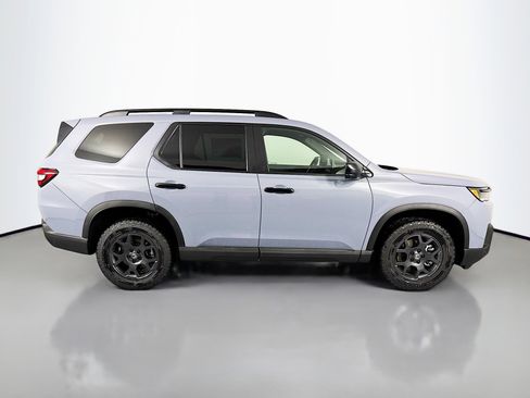 New 2026 Honda Pilot TrailSport image 4