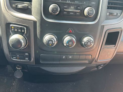 Used 2017 RAM 1500 Express w/ Express Value Package AWD/4WD image 14