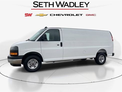 New 2025 GMC Savana 3500 Extended w/ Driver Convenience Package image 6