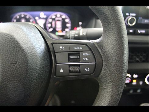 Certified 2025 Honda Accord LX image 26