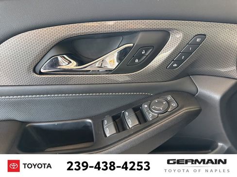 Used 2023 Chevrolet Traverse Premier w/ Redline Edition image 18