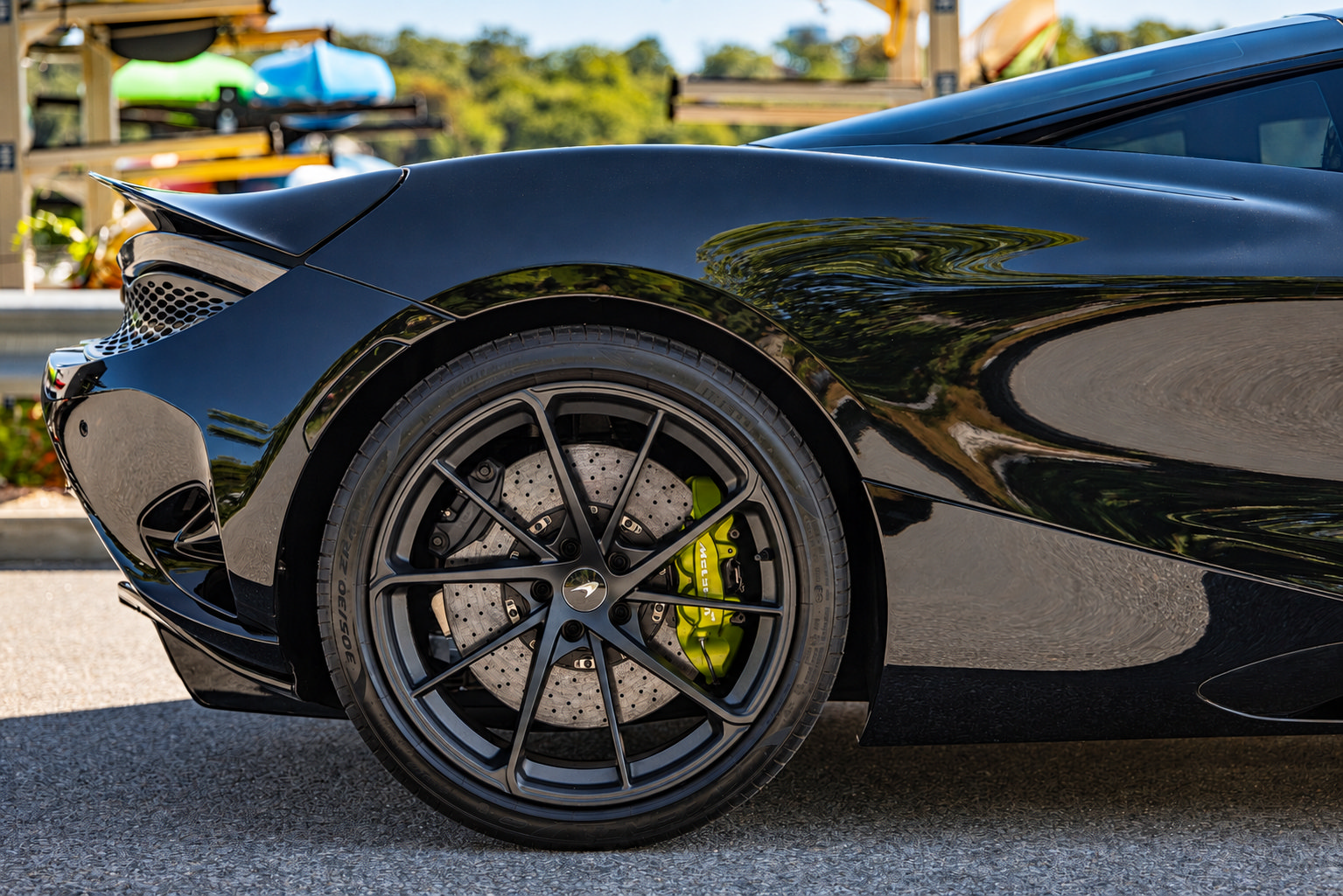 Used 2024 McLaren 750S RWD image 29