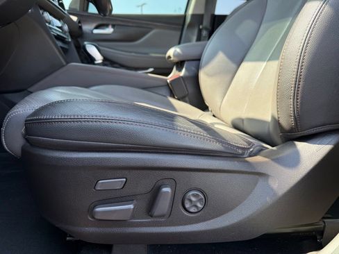 Used 2020 Hyundai Santa Fe Limited FWD image 10