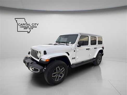New 2026 Jeep Wrangler Sahara image 5