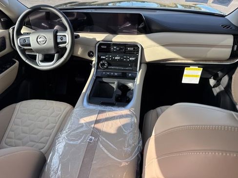 New 2026 Nissan Armada Platinum image 17