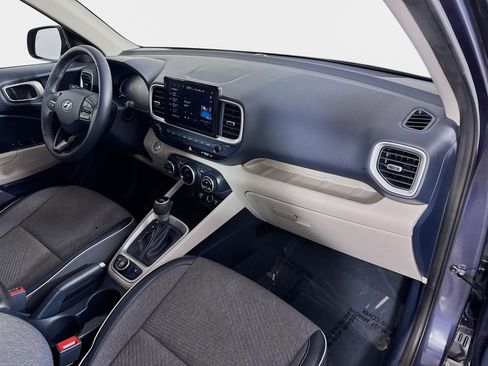 Certified 2023 Hyundai Venue Limited image 27
