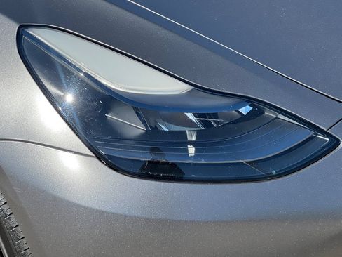 Used 2023 Tesla Model 3 Standard Range RWD image 42