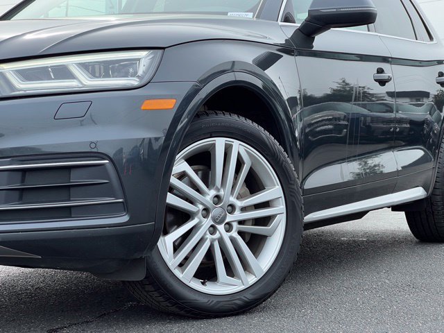Used 2018 Audi Q5 2.0T Premium Plus w/ Premium Plus Package AWD/4WD image 2
