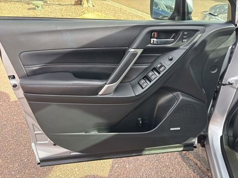 Used 2018 Subaru Forester 2.5i Touring image 19