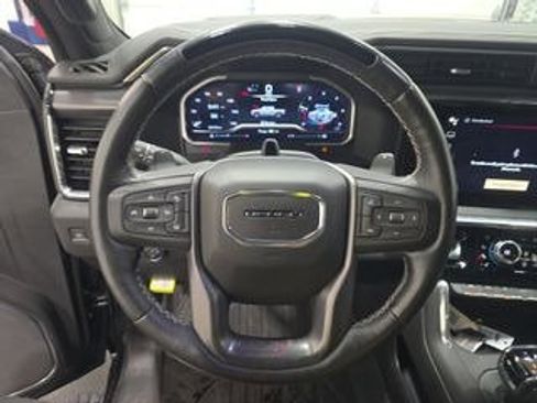 Used 2024 GMC Sierra 1500 Denali Ultimate image 3