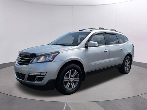 Used 2015 Chevrolet Traverse LT w/ LPO, 'HIT The Road' Package FWD image 1