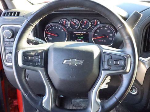 Certified 2022 Chevrolet Silverado 1500 RST image 16