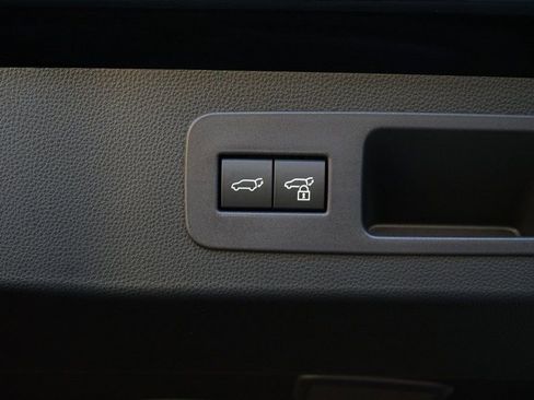 Used 2026 Lexus LX 600 4WD w/ Accessory Package (Z1) image 38