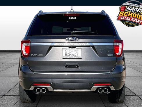 Used 2019 Ford Explorer Platinum AWD/4WD image 4