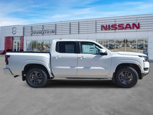 New 2026 Nissan Frontier SV image 5