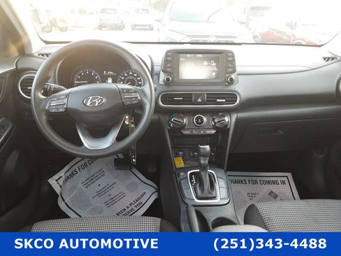 Used 2021 Hyundai Kona SE image 15
