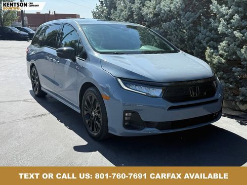 Used 2025 Honda Odyssey Sport-L image 11