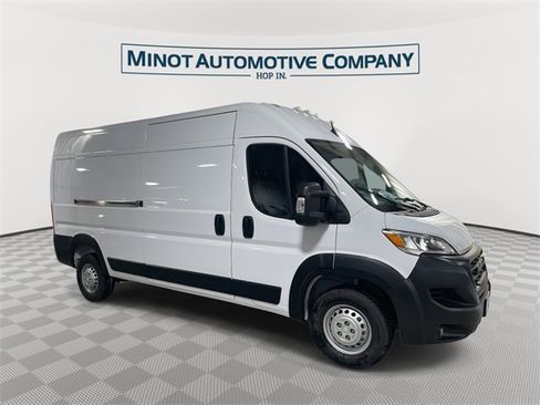 New 2026 RAM ProMaster 2500 w/ Convenience Group image 1