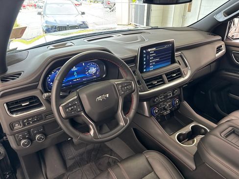 Used 2023 Chevrolet Suburban RST w/ Luxury Package AWD/4WD image 19