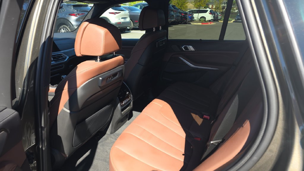 Used 2021 BMW X5 xDrive45e w/ Executive Package AWD/4WD image 23