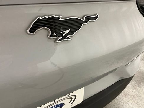 Used 2022 Ford Mustang Mach-E Select RWD image 5