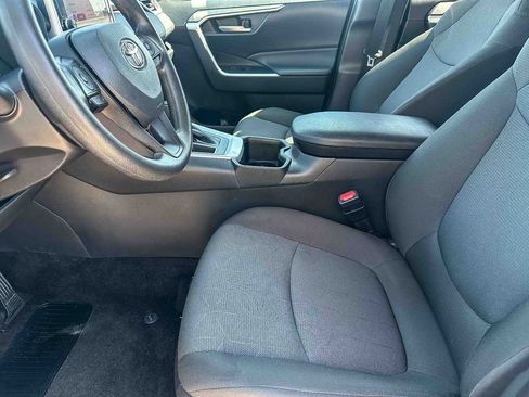 Used 2025 Toyota RAV4 XLE image 13