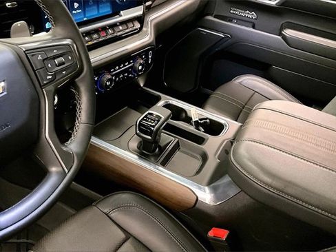Used 2024 Chevrolet Silverado 1500 High Country w/ High Country Premium Package image 14