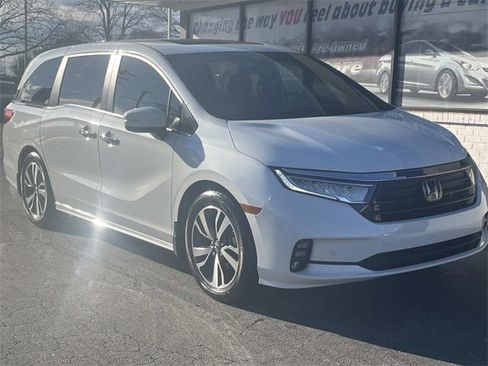 Used 2021 Honda Odyssey Touring image 11