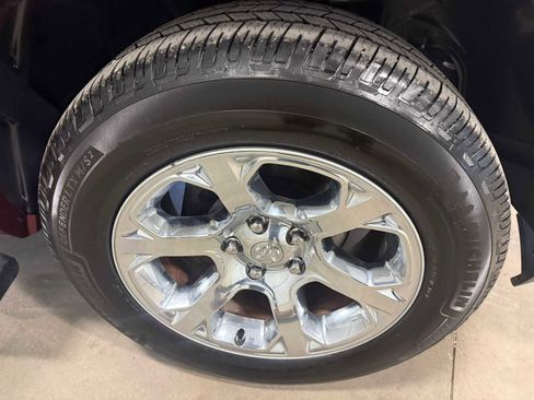 Used 2017 RAM 1500 Laramie w/ Convenience Group AWD/4WD image 12