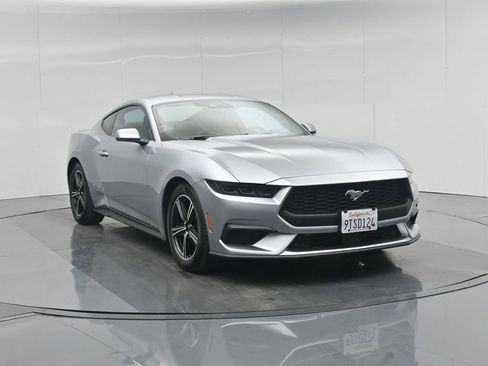 Used 2025 Ford Mustang Premium image 59