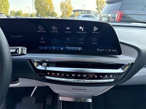 New 2026 Cadillac Lyriq Premium Luxury image 15