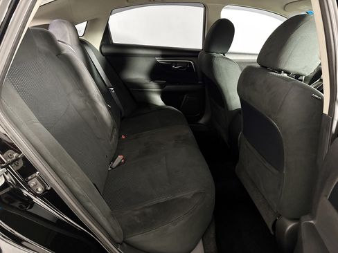 Used 2014 Nissan Altima 2.5 SV FWD image 34