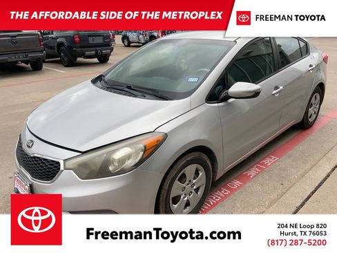 Used 2015 Kia Forte LX w/ Popular Package image 1