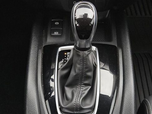 Used 2022 Nissan Rogue Sport SL image 15