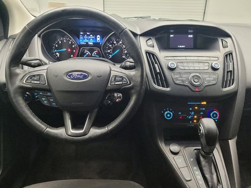 Used 2018 Ford Focus SE w/ Cold Weather Package image 22