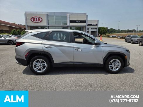 Used 2026 Hyundai Tucson SE FWD image 15