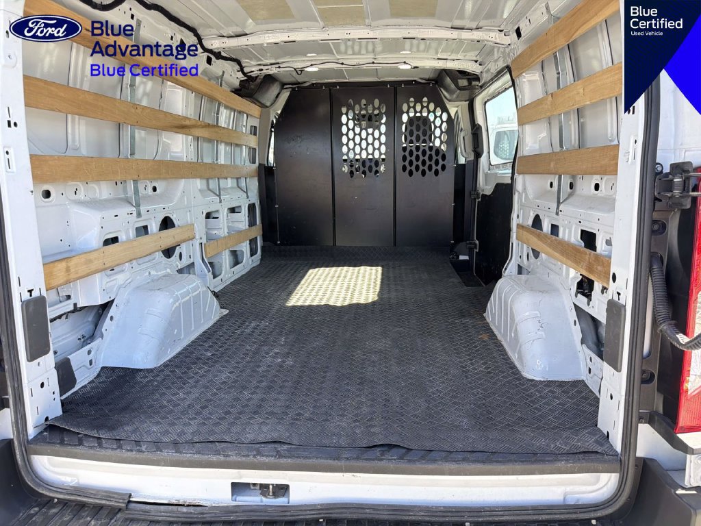 Used 2025 Ford Transit 250 Low Roof w/ Exterior Upgrade Package RWD image 17