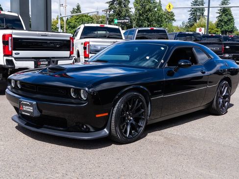 Used 2020 Dodge Challenger R/T w/ Blacktop Package RWD image 3