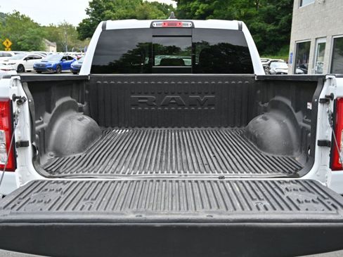 Used 2022 RAM 1500 Big Horn AWD/4WD image 10