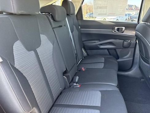 New 2026 Kia Sorento LX image 18