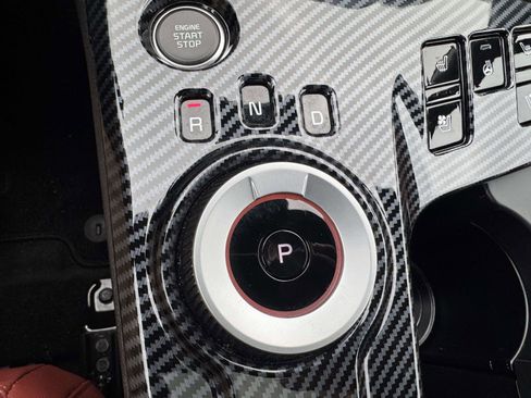 Used 2025 Kia Sportage SX Prestige image 38