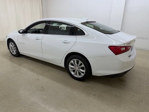 Used 2024 Chevrolet Malibu LT FWD image 3