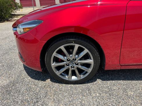 Used 2018 MAZDA MAZDA3 Grand Touring FWD image 27
