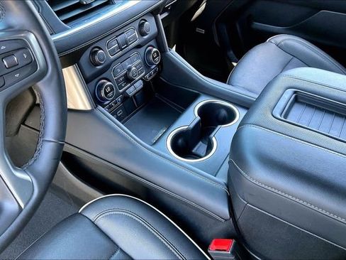 Used 2024 Chevrolet Tahoe Premier image 13