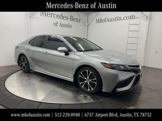 Used 2022 Toyota Camry SE video 1