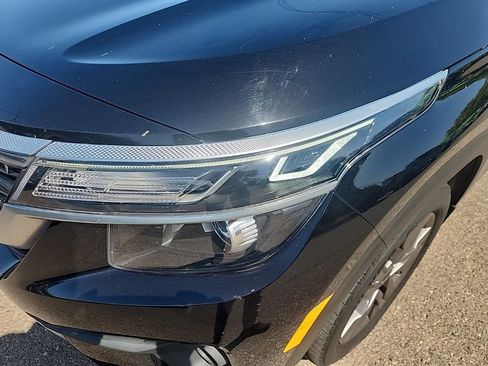 Certified 2023 Kia Seltos S AWD/4WD image 6