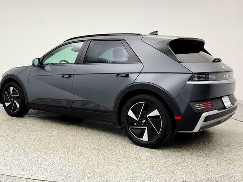 Used 2025 Hyundai Ioniq 5 SEL image 7