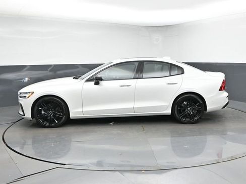 Used 2024 Volvo S60 B5 Plus w/ Climate Package FWD image 6