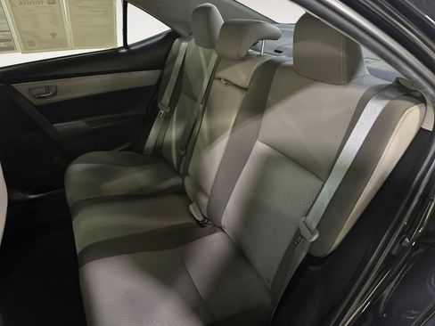 Used 2019 Toyota Corolla LE image 16