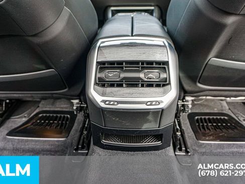 Used 2024 BMW 760i xDrive 760i xDrive image 31